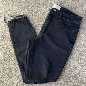 Universal thread black distressed jeans